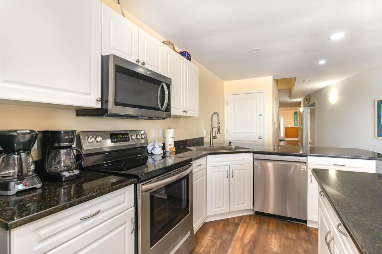 Spacious Penthouse Ocean Front 7 Bedroom Condo - Ambassador Villas Unit 401 Myrtle Beach Buitenkant foto